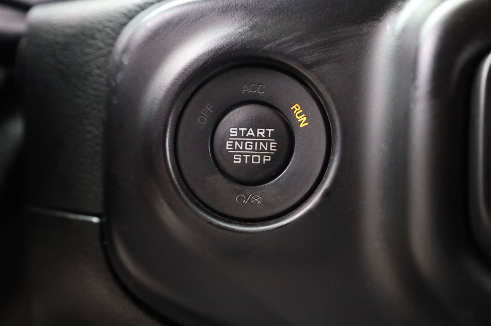 Used 2021 Jeep Wrangler Sport AWD/4WD image 28
