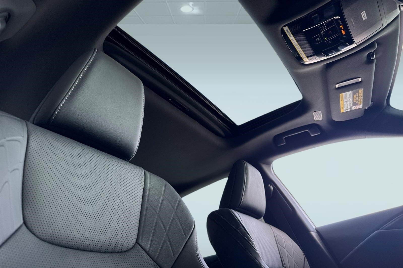 New 2026 Lexus RX 350 FWD image 21
