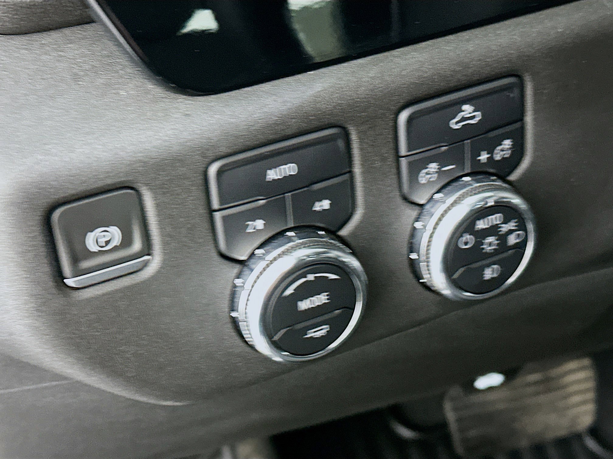 Used 2023 GMC Sierra 1500 Elevation image 17