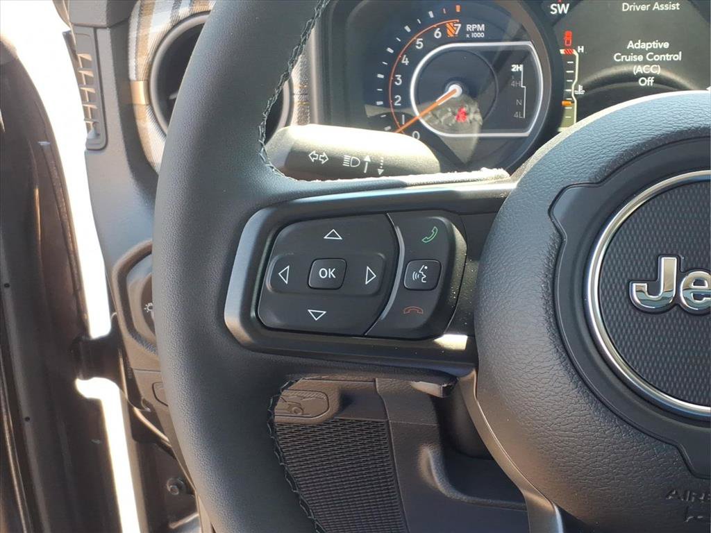 New 2026 Jeep Gladiator Overland AWD/4WD image 16