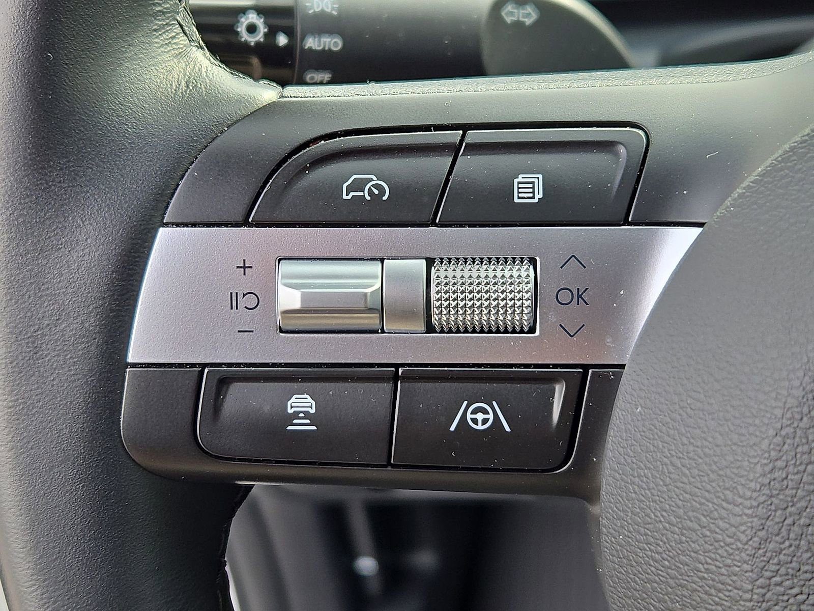 Certified 2025 Hyundai Tucson SEL image 23