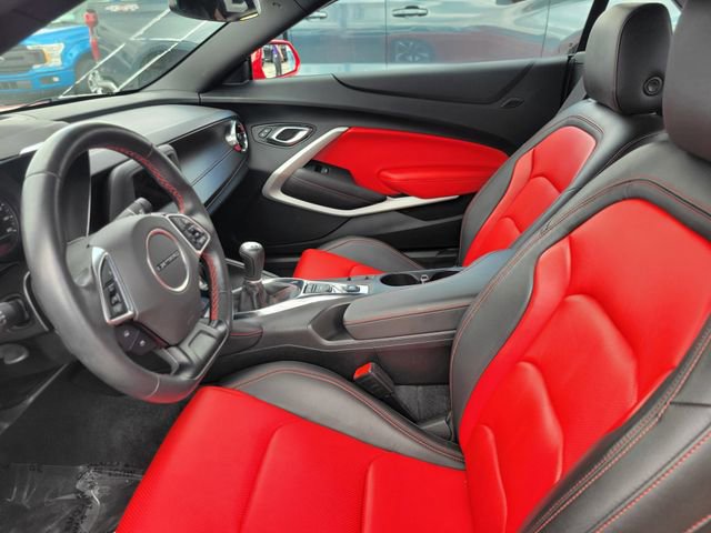 Used 2022 Chevrolet Camaro LT w/ RS Package image 14