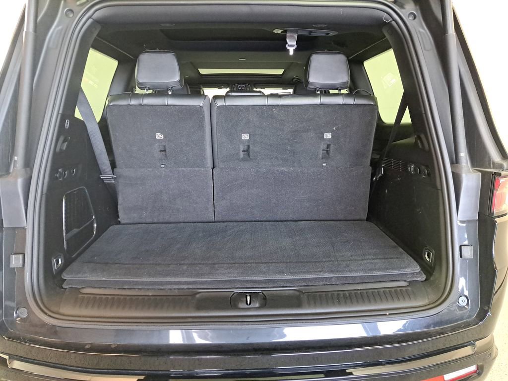 Used 2025 Jeep Wagoneer Series II w/ Premium Group I image 26
