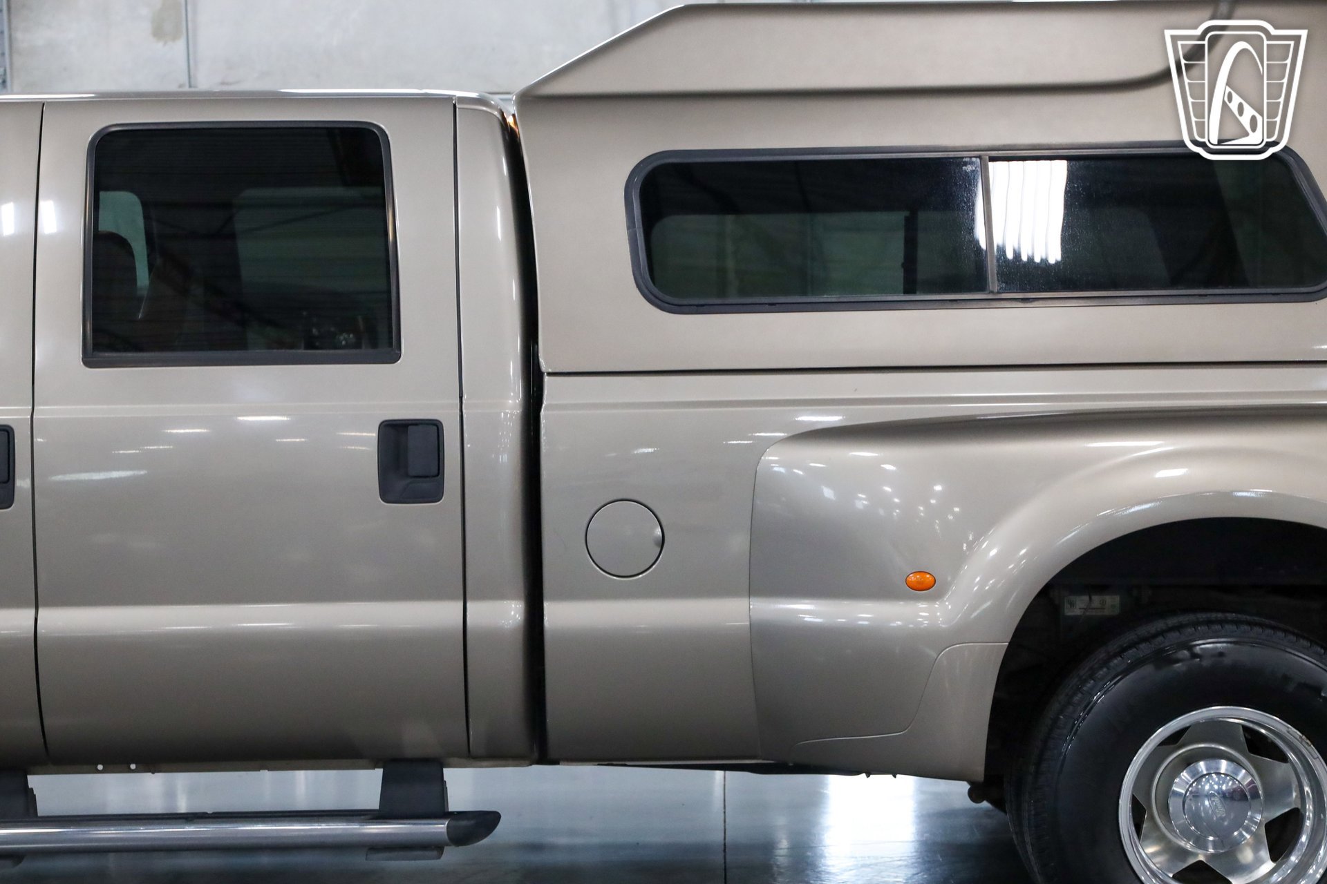 Used 2004 Ford F350 Lariat image 19