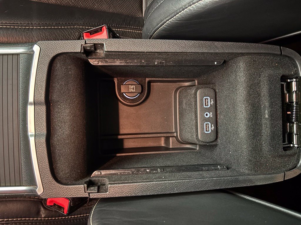 Used 2017 Dodge Charger SRT w/ Harman/Kardon Audio Group RWD image 35