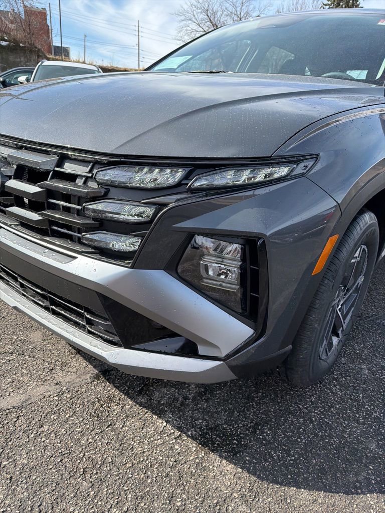 New 2026 Hyundai Tucson Blue SE image 9