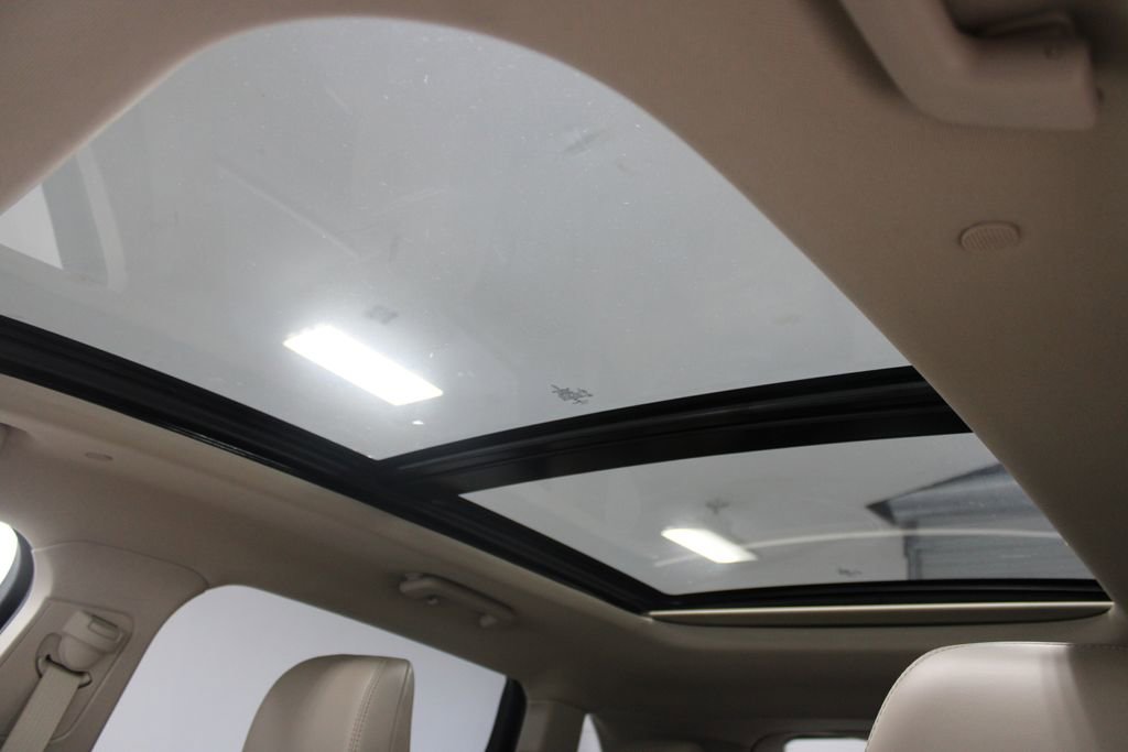 Used 2022 Lincoln Nautilus Reserve w/ Equipment Group 201A image 58