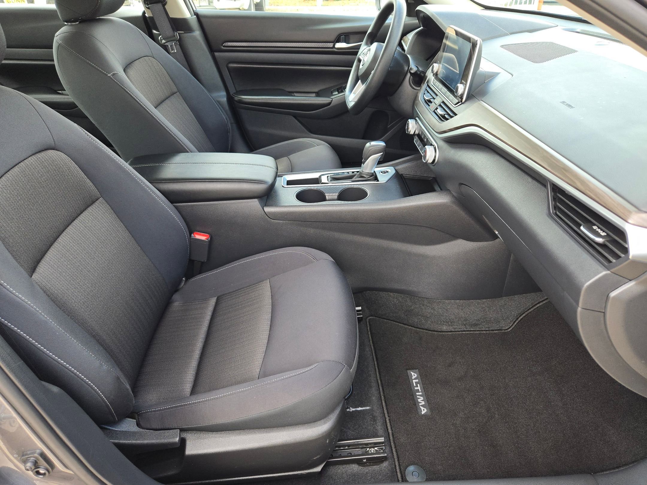 Certified 2025 Nissan Altima 2.5 SV image 26