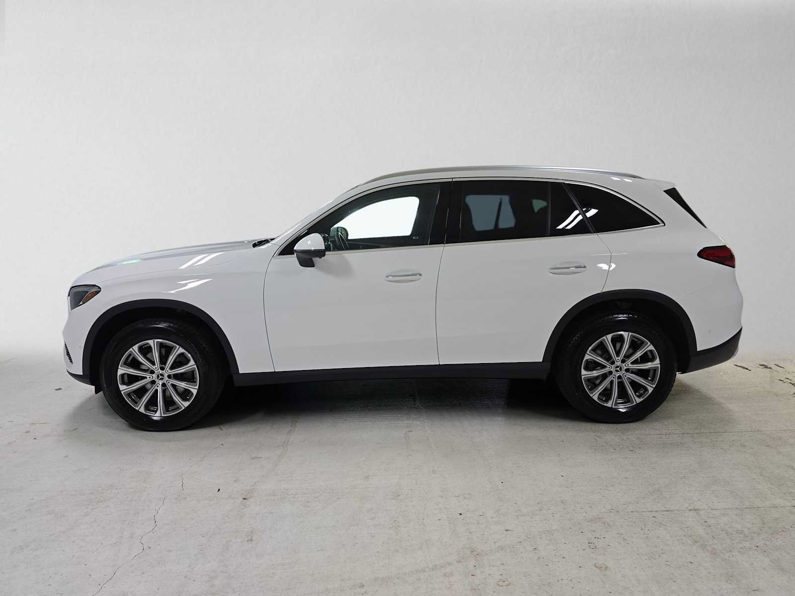 Certified 2026 Mercedes-Benz GLC 300 4MATIC image 6