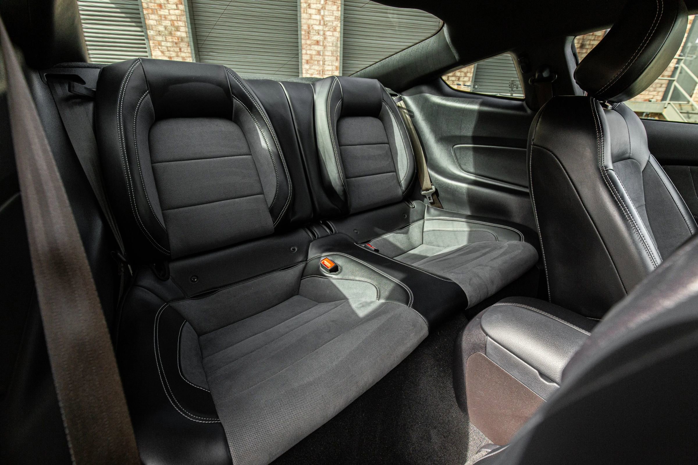 Used 2019 Ford Mustang Shelby GT350 w/ Technology Package image 29