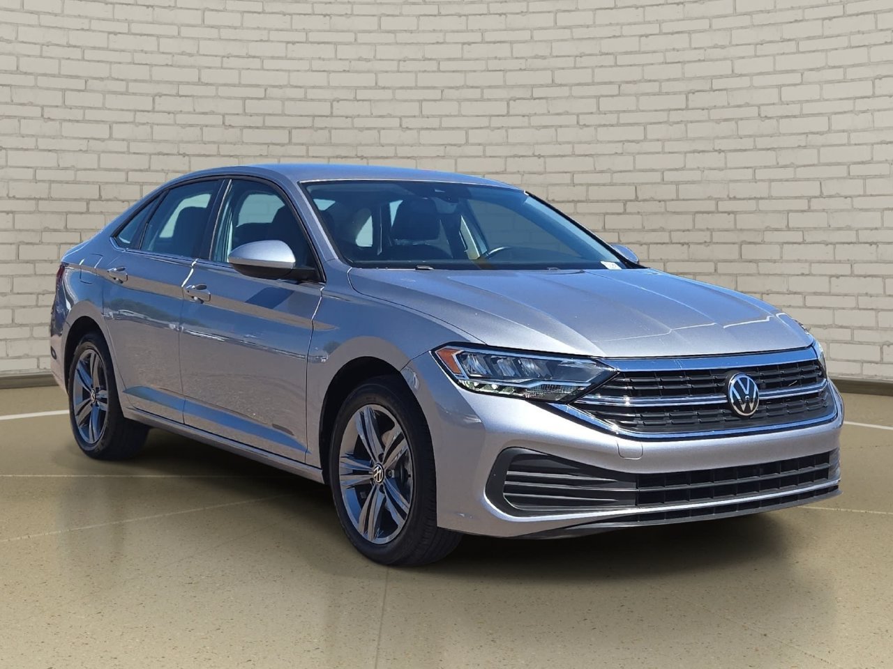 Used 2024 Volkswagen Jetta SE FWD image 3