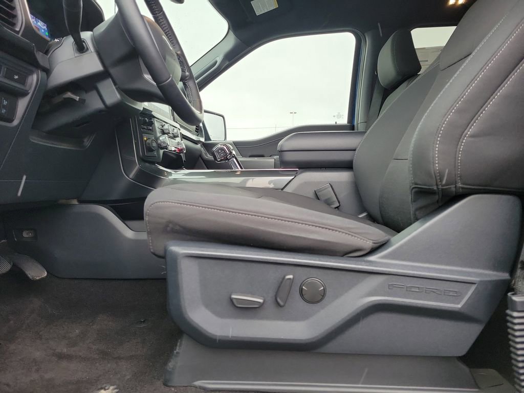 Certified 2022 Ford F150 XLT w/ Equipment Group 302A High image 17