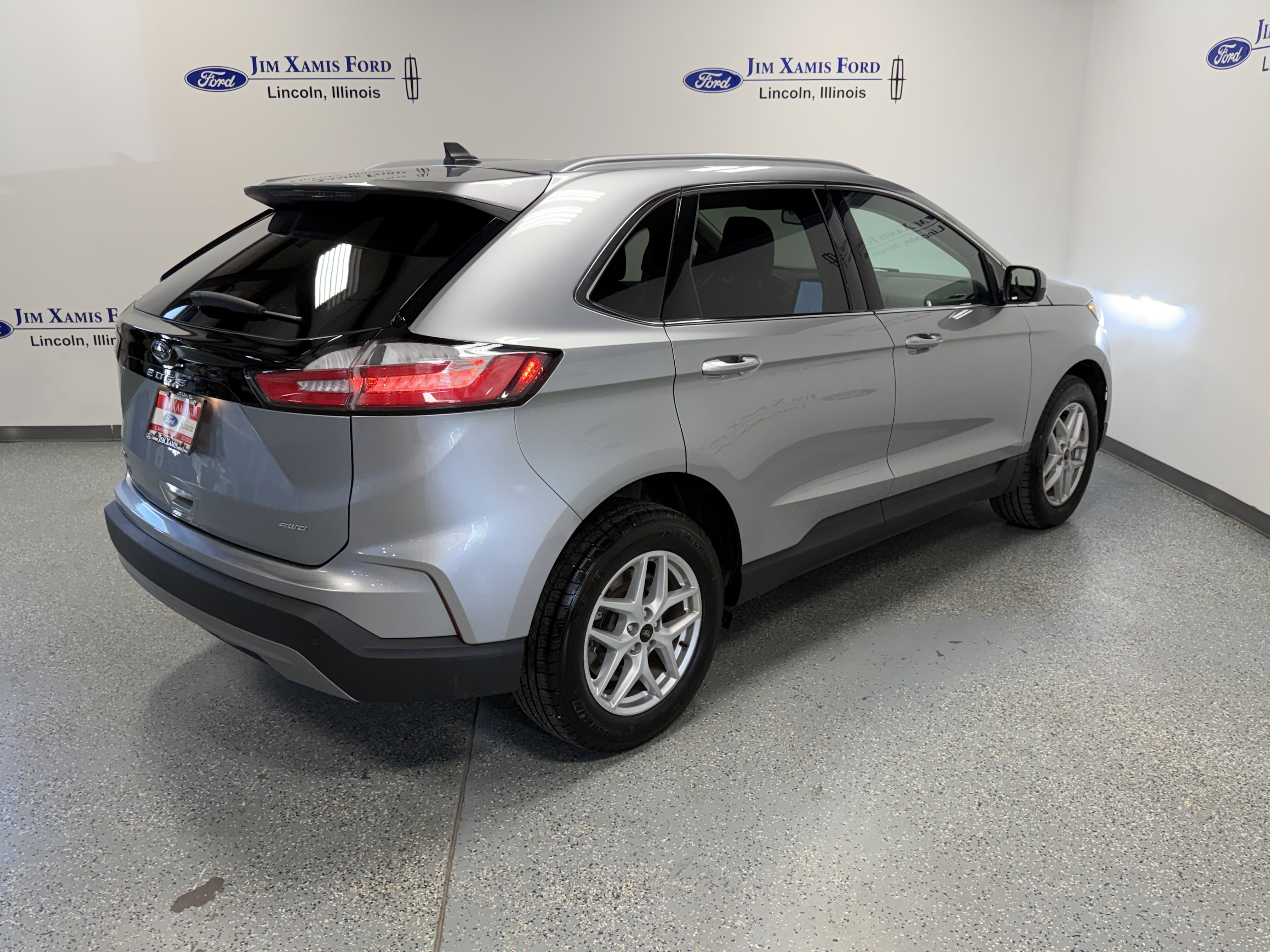Used 2024 Ford Edge SEL w/ Convenience Package AWD/4WD image 33