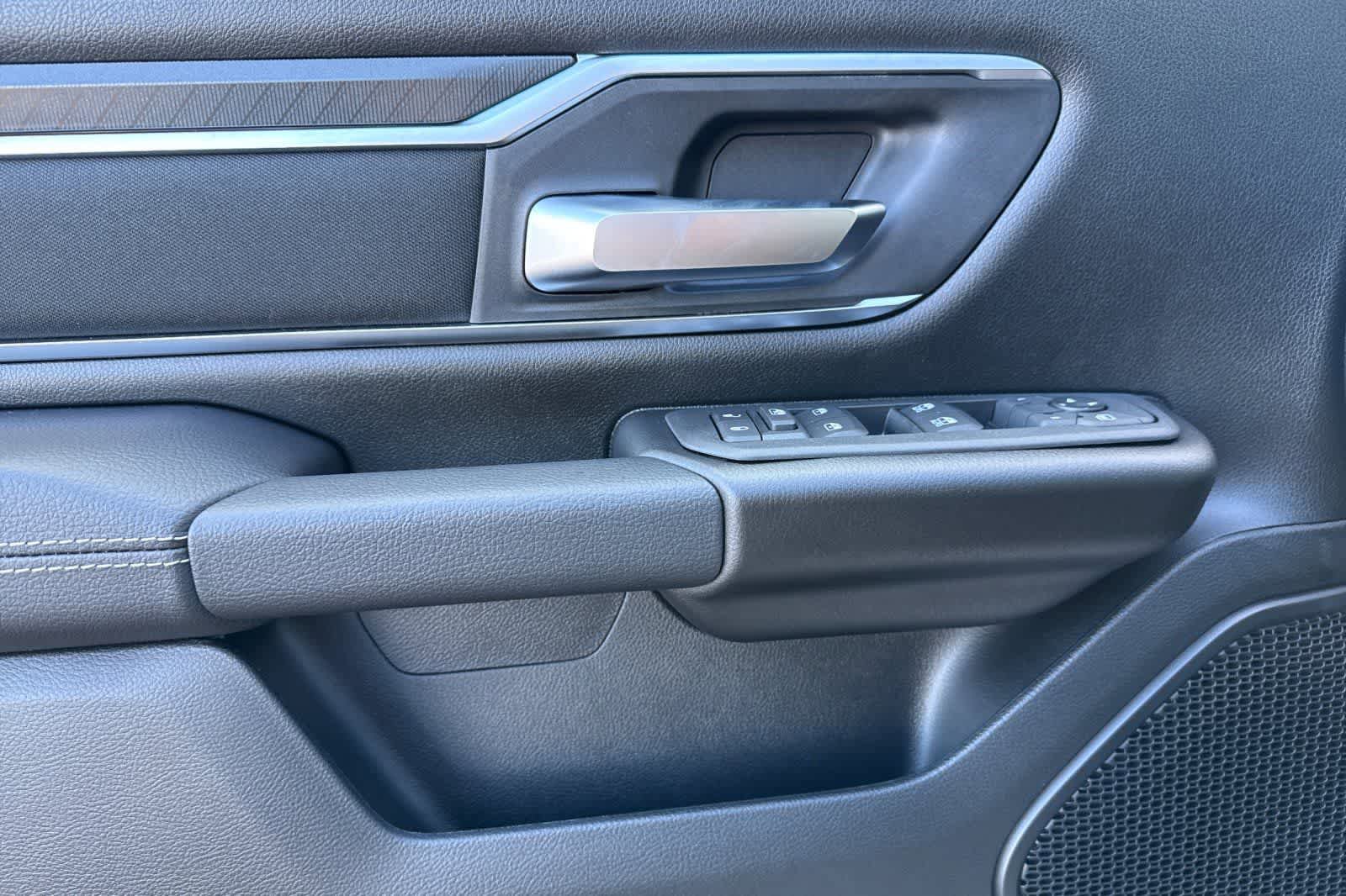 New 2026 RAM 1500 Big Horn AWD/4WD image 12