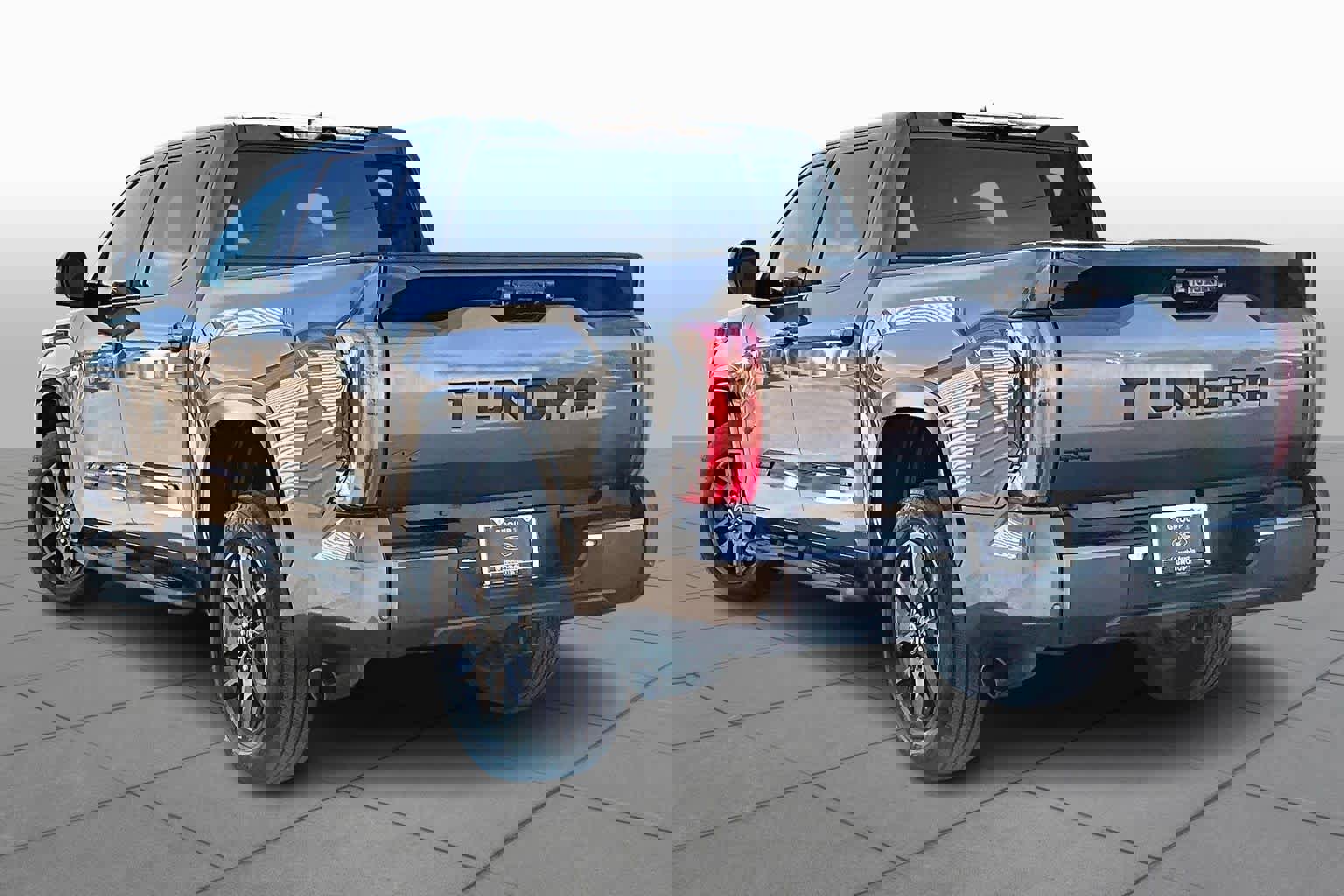 Used 2023 Toyota Tundra Platinum image 12