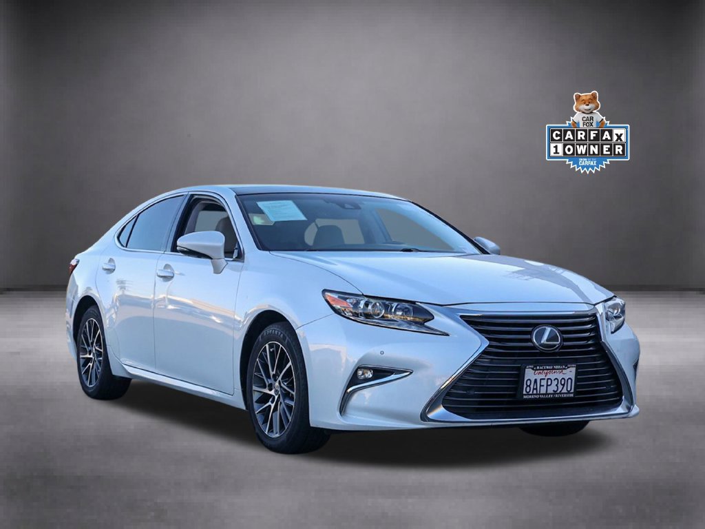 Used 2017 Lexus ES 350 w/ Navigation System Package FWD image 2