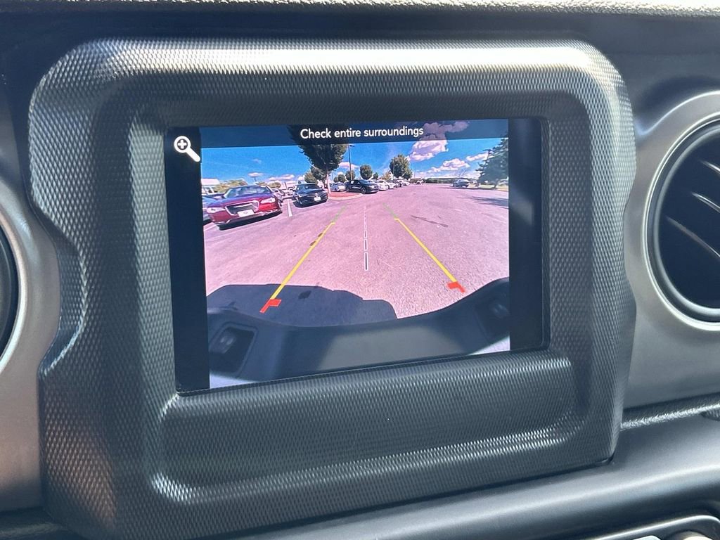 Used 2023 Jeep Gladiator Sport image 24