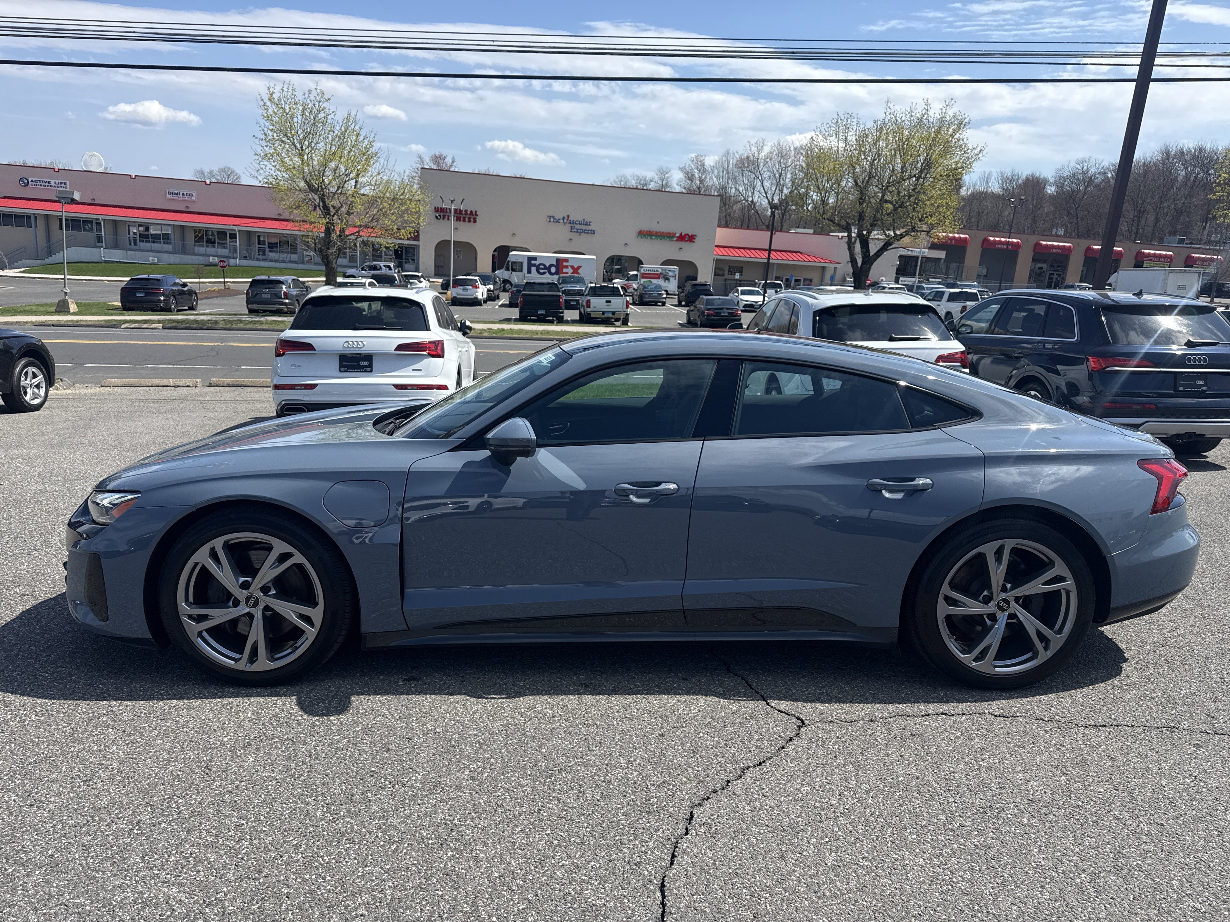 Certified 2023 Audi e-tron GT Premium Plus AWD/4WD image 4
