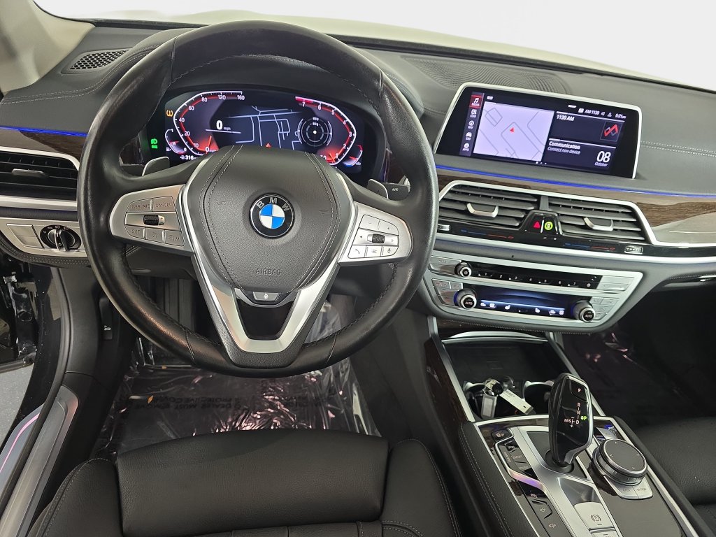 Used 2021 BMW 740i xDrive AWD/4WD image 19
