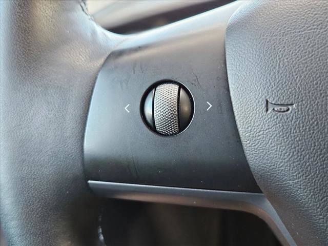Used 2021 Tesla Model Y Long Range AWD/4WD image 20