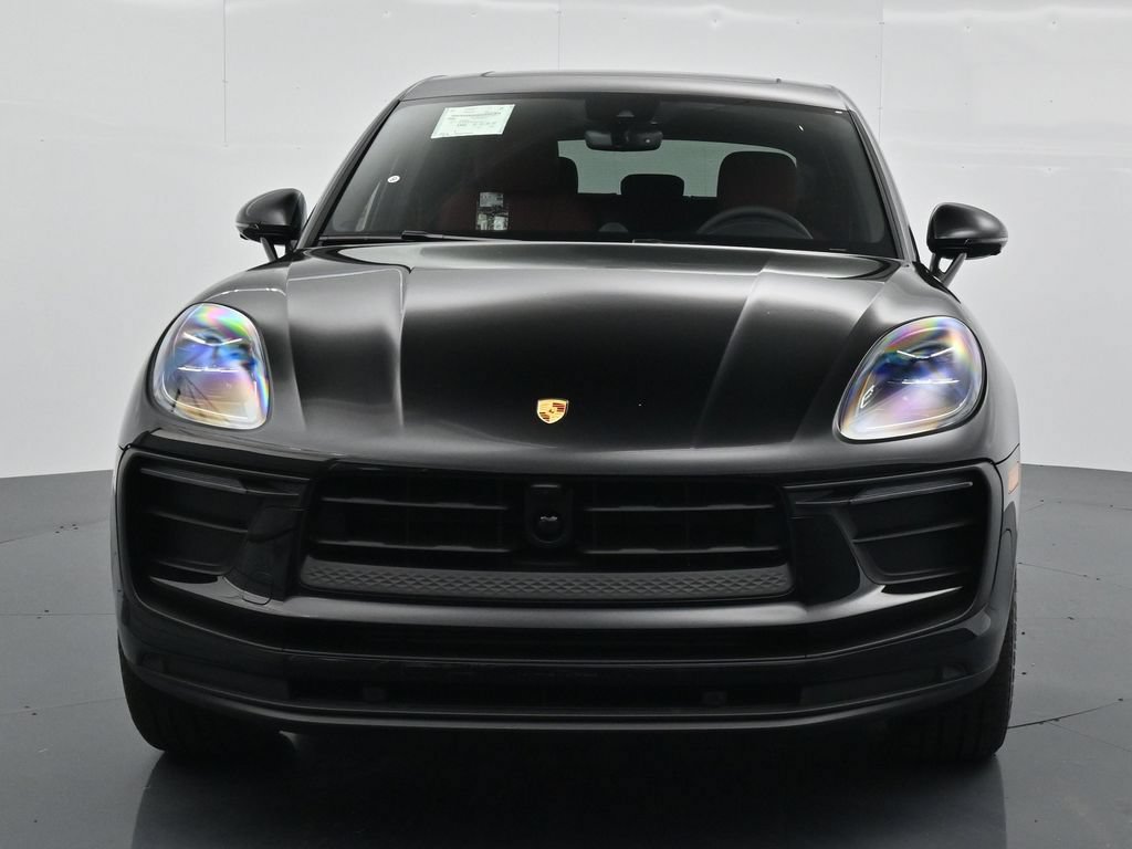 New 2026 Porsche Macan AWD/4WD image 10