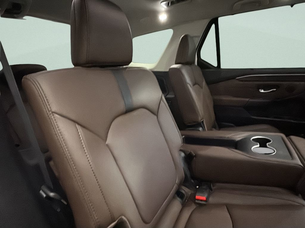 New 2026 Honda Pilot Touring image 16