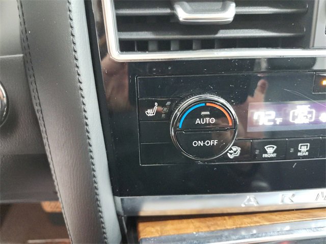 Used 2023 Nissan Armada SL w/ Captain's Chairs Package image 35