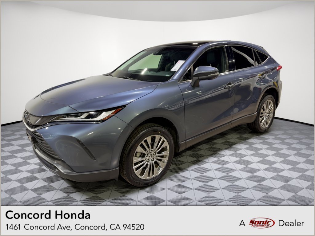Used 2021 Toyota Venza Limited w/ Carpet Mat Package (TMS) AWD/4WD image 1