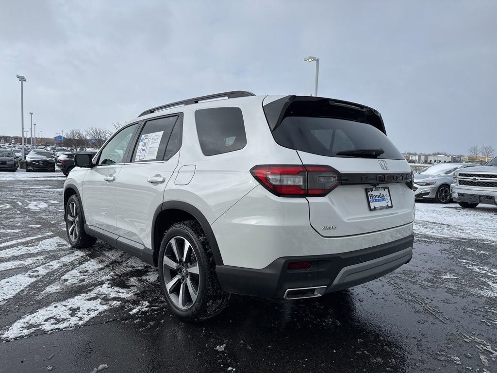 Used 2024 Honda Pilot Elite image 5