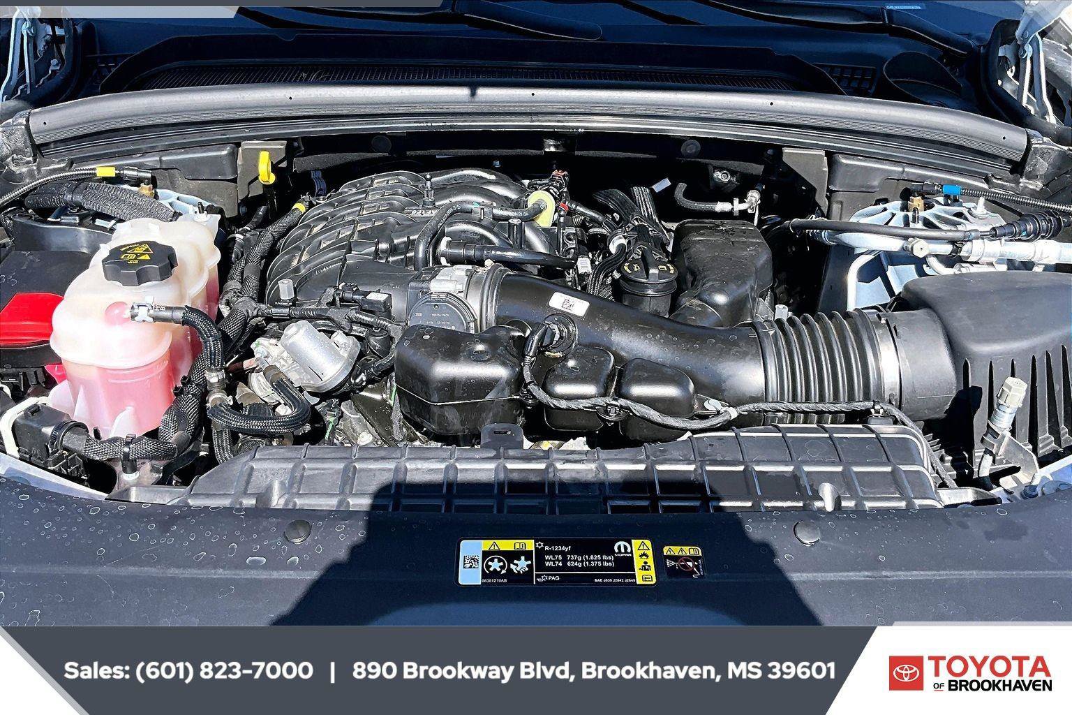 Used 2025 Jeep Grand Cherokee L Summit AWD/4WD image 9