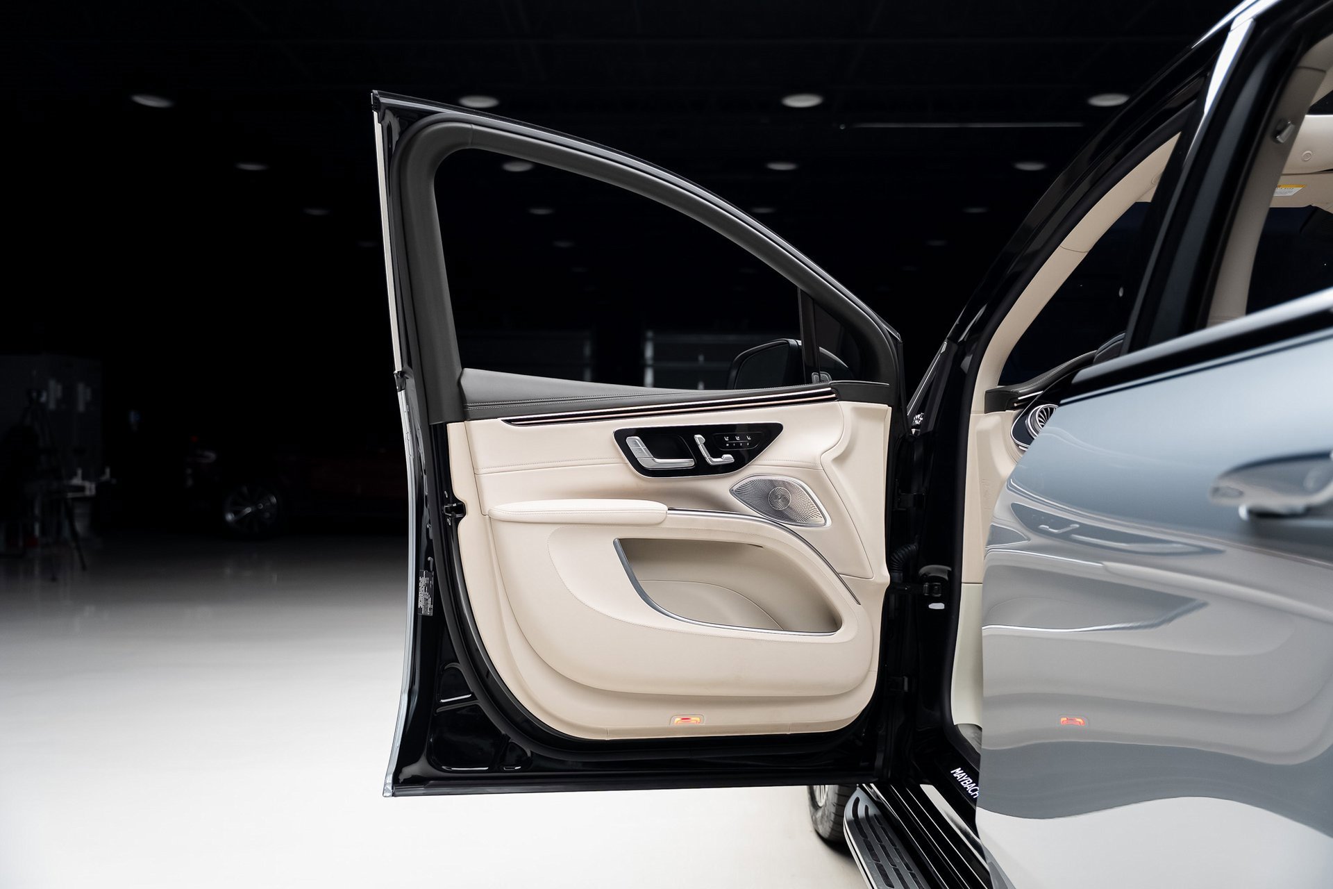 Used 2024 Mercedes-Benz Maybach EQS 680 4MATIC image 53