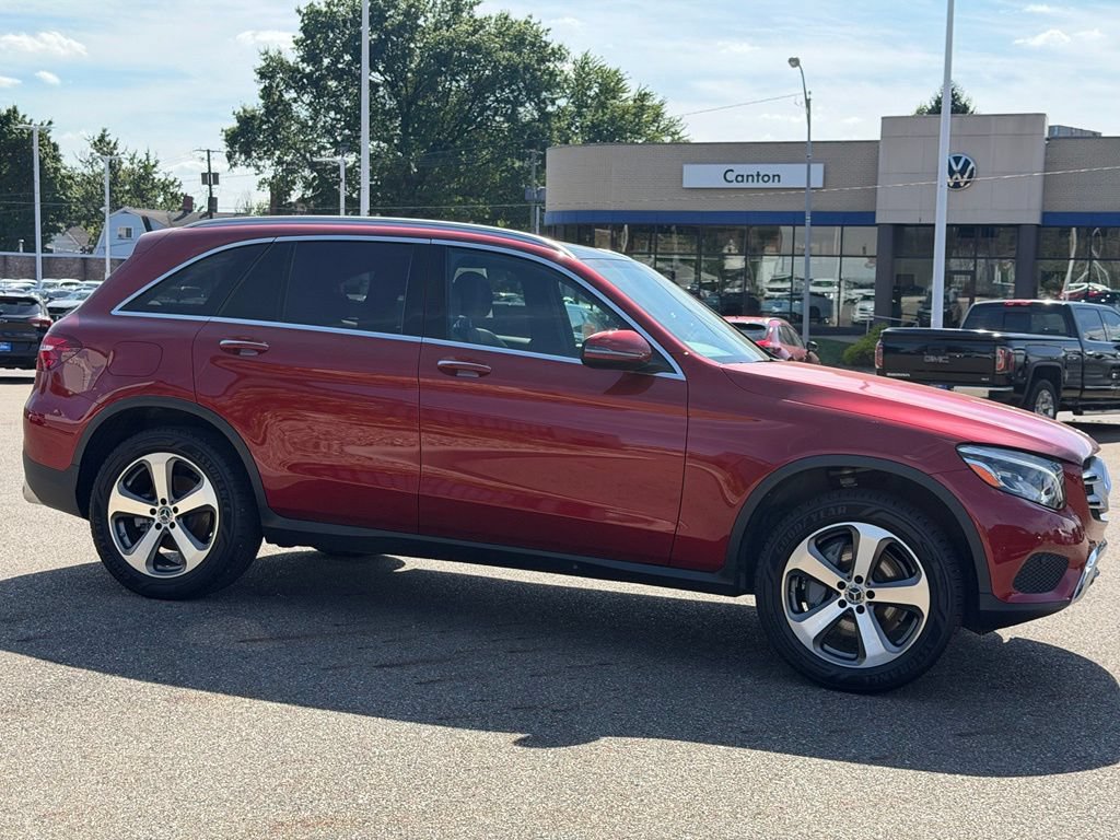 Used 2018 Mercedes-Benz GLC 300 4MATIC image 5