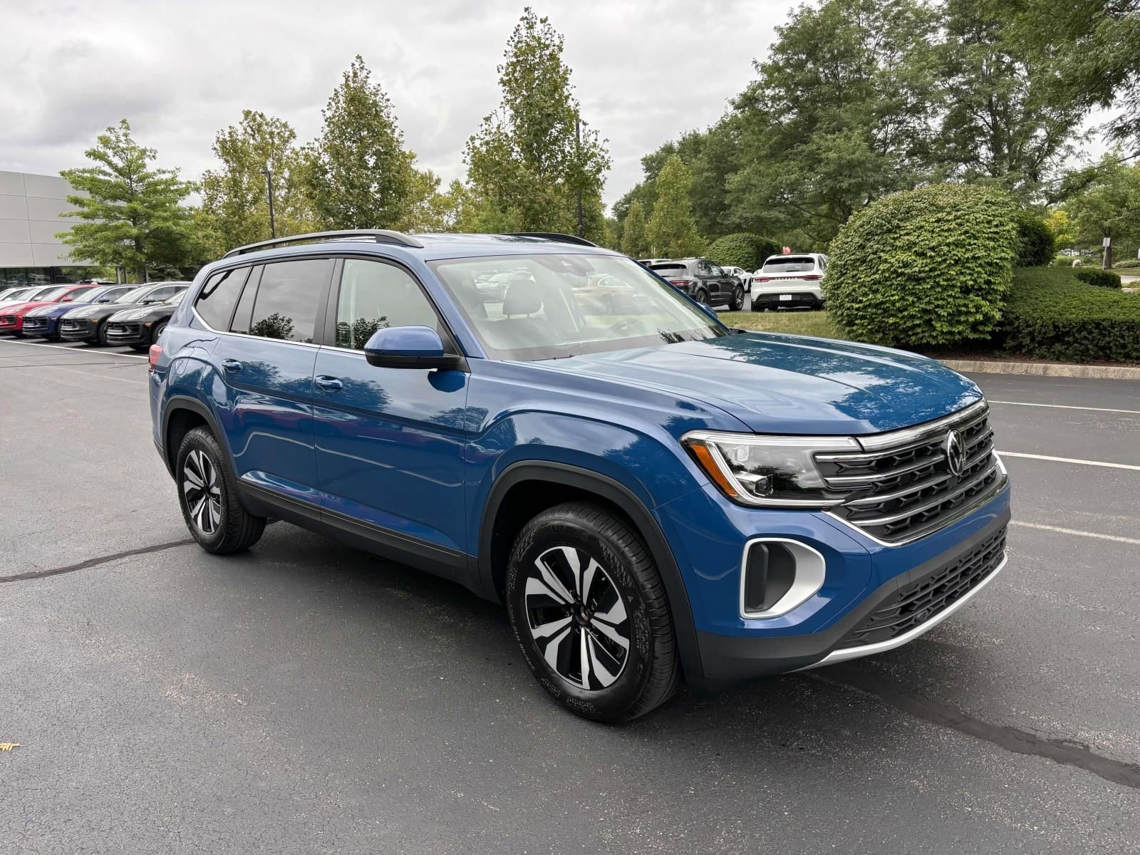 New 2026 Volkswagen Atlas SE image 1