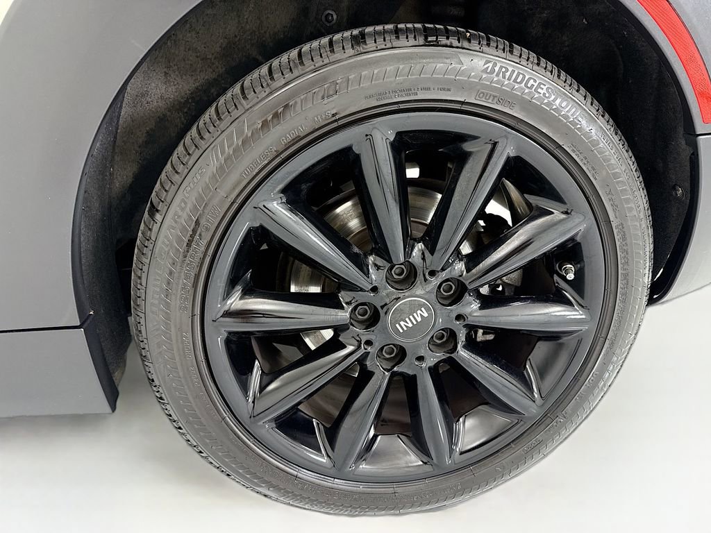 Used 2019 MINI Cooper Clubman S image 29