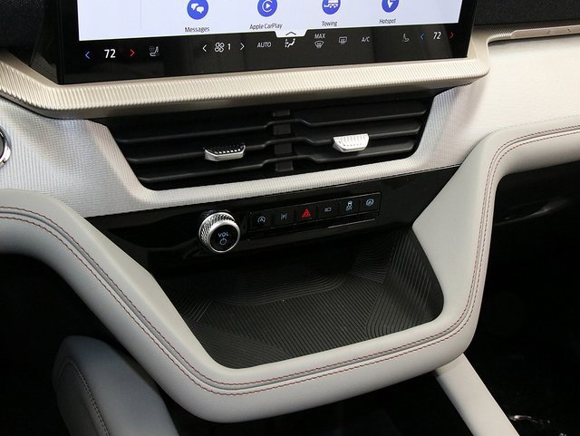 New 2026 Ford Explorer Active image 23