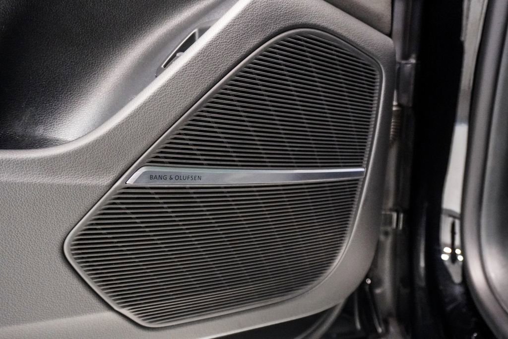 Used 2021 Audi SQ8 Prestige w/ Prestige Package image 23