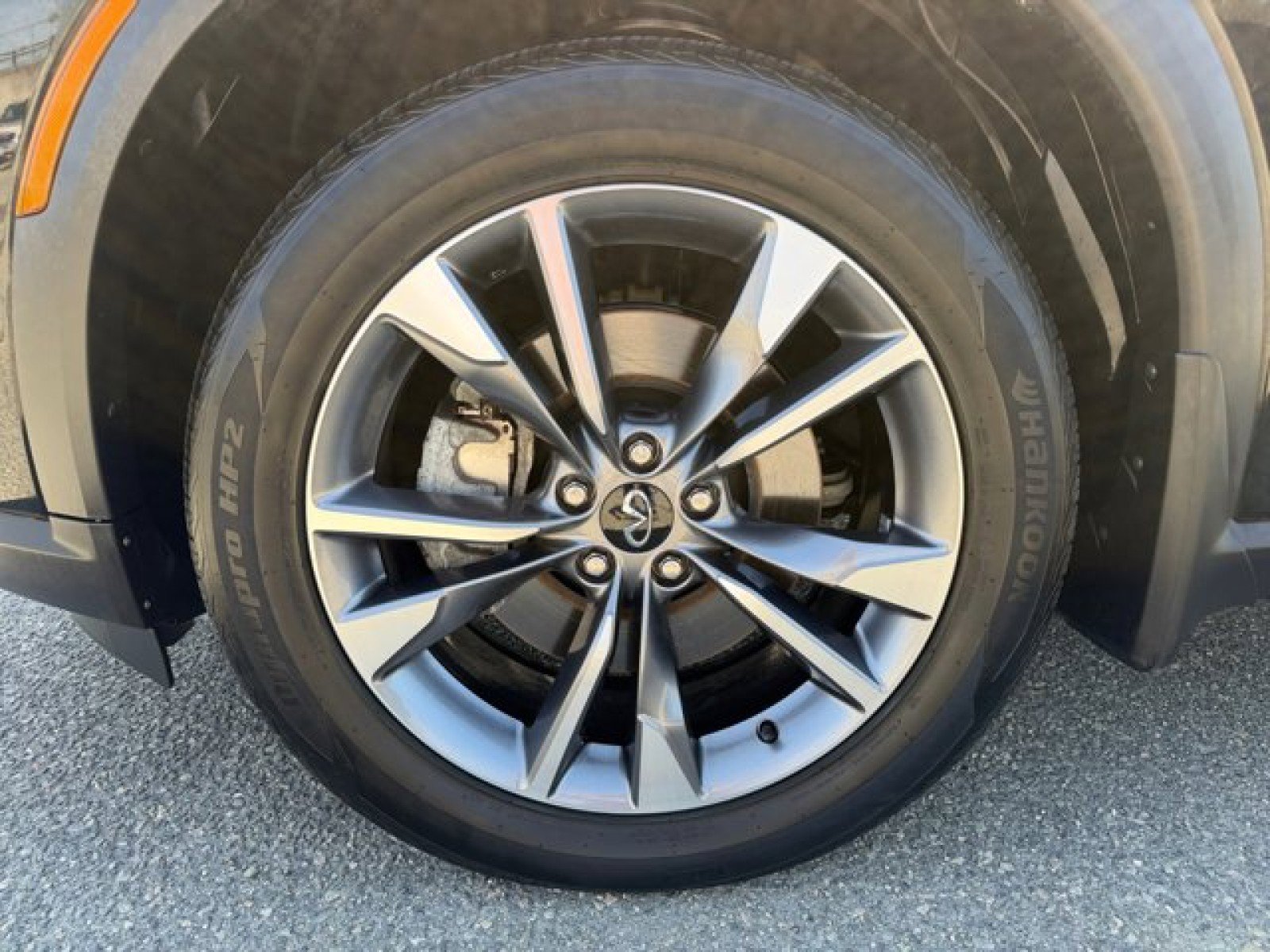 Certified 2024 INFINITI QX60 Luxe w/ Cargo Package AWD/4WD image 9