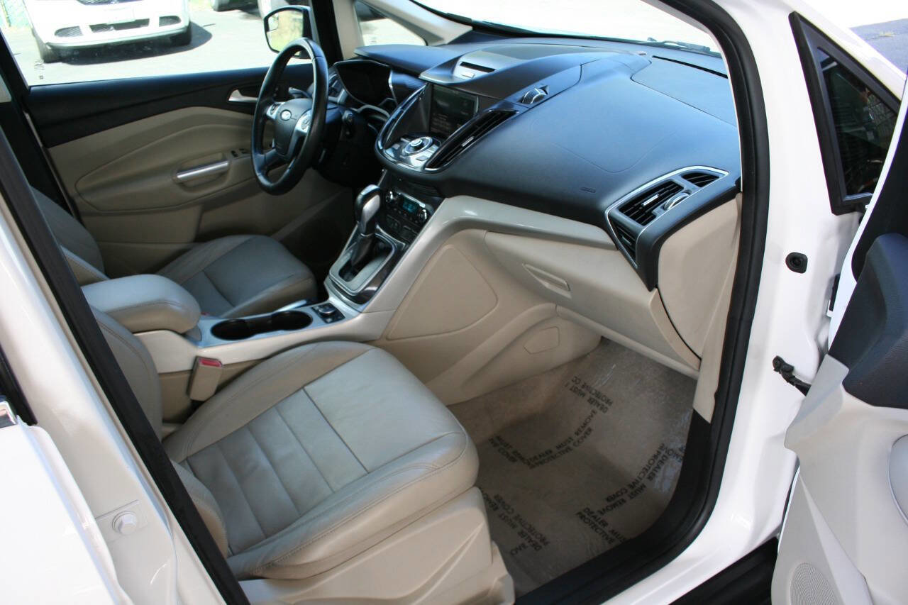 Used 2013 Ford C-MAX SEL FWD image 19