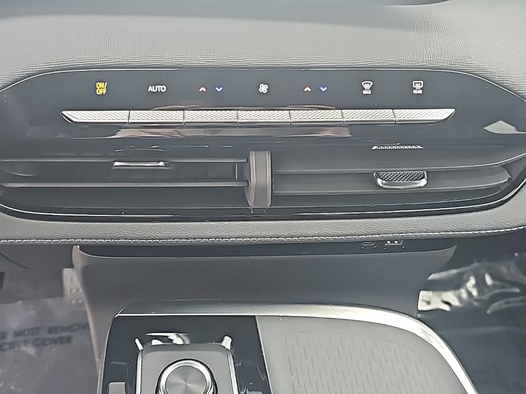 Certified 2025 Buick Enclave Sport Touring image 25