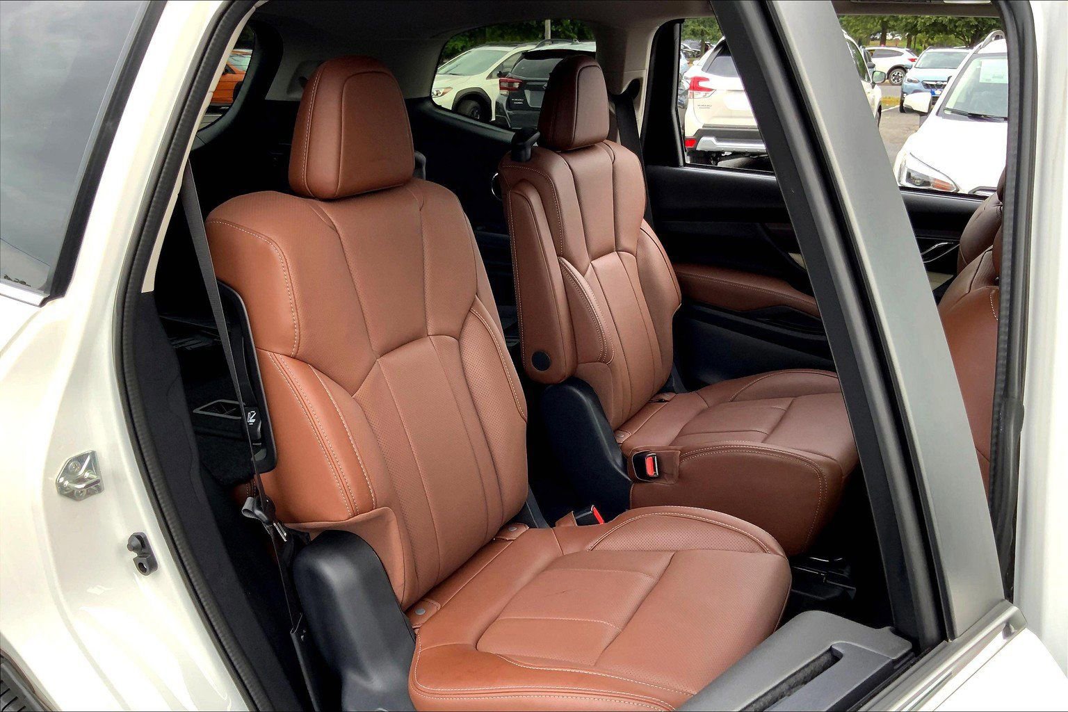 Used 2020 Subaru Ascent Touring w/ Popular Package #2A image 19