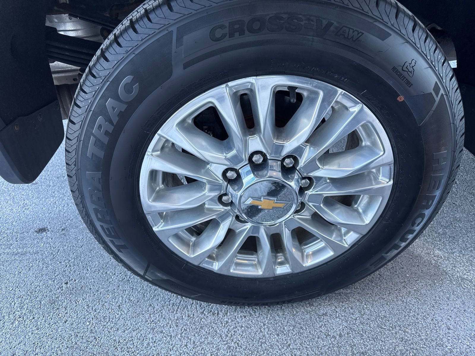 Used 2022 Chevrolet Silverado 3500 High Country w/ Z71 Off-Road Package image 12