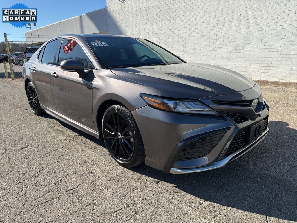 Used 2023 Toyota Camry XSE image 8