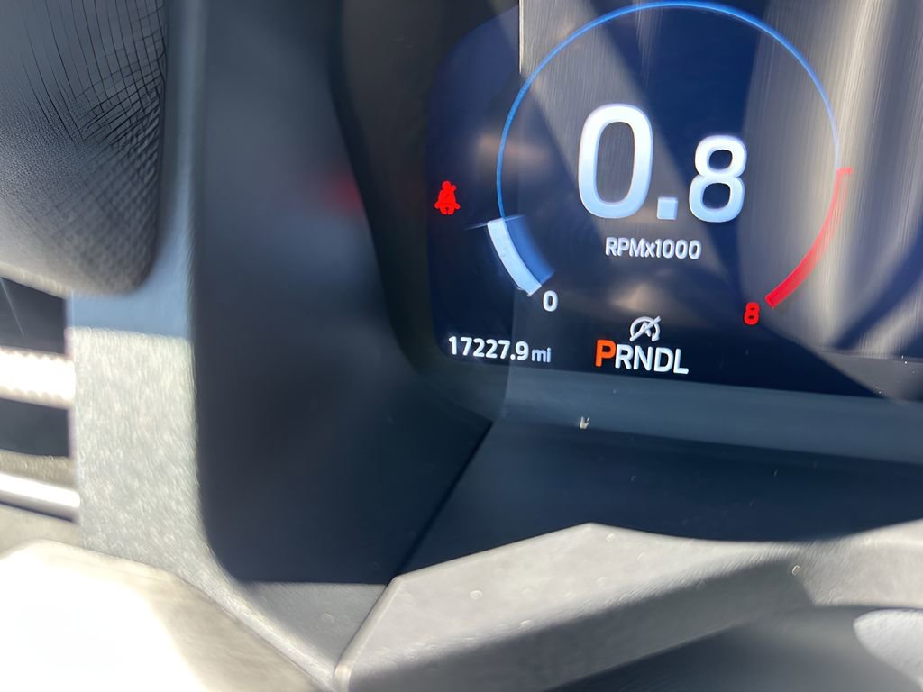 Used 2025 Ford Explorer Platinum image 27