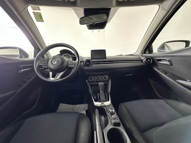 Used 2017 Toyota Yaris iA image 17