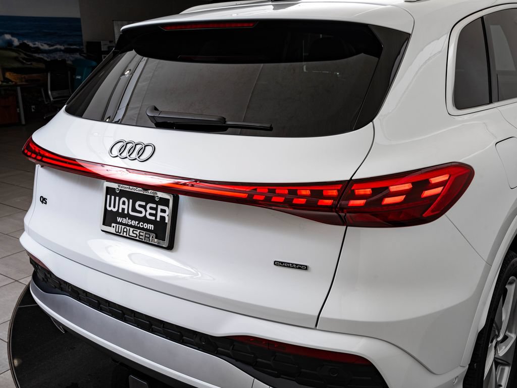 New 2026 Audi Q5 Premium Plus AWD/4WD image 9