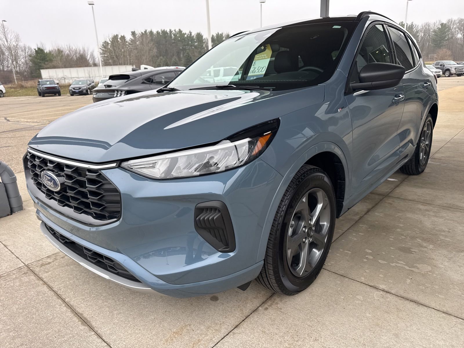 Certified 2024 Ford Escape ST-Line w/ Tech Pack #1 AWD/4WD image 4