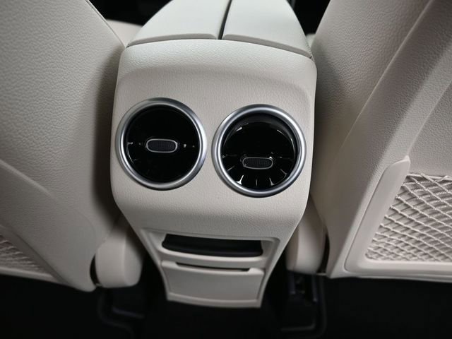 New 2026 Mercedes-Benz GLB 250 image 24