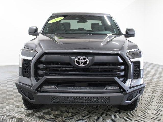 Used 2025 Toyota Tundra SR5 AWD/4WD image 9