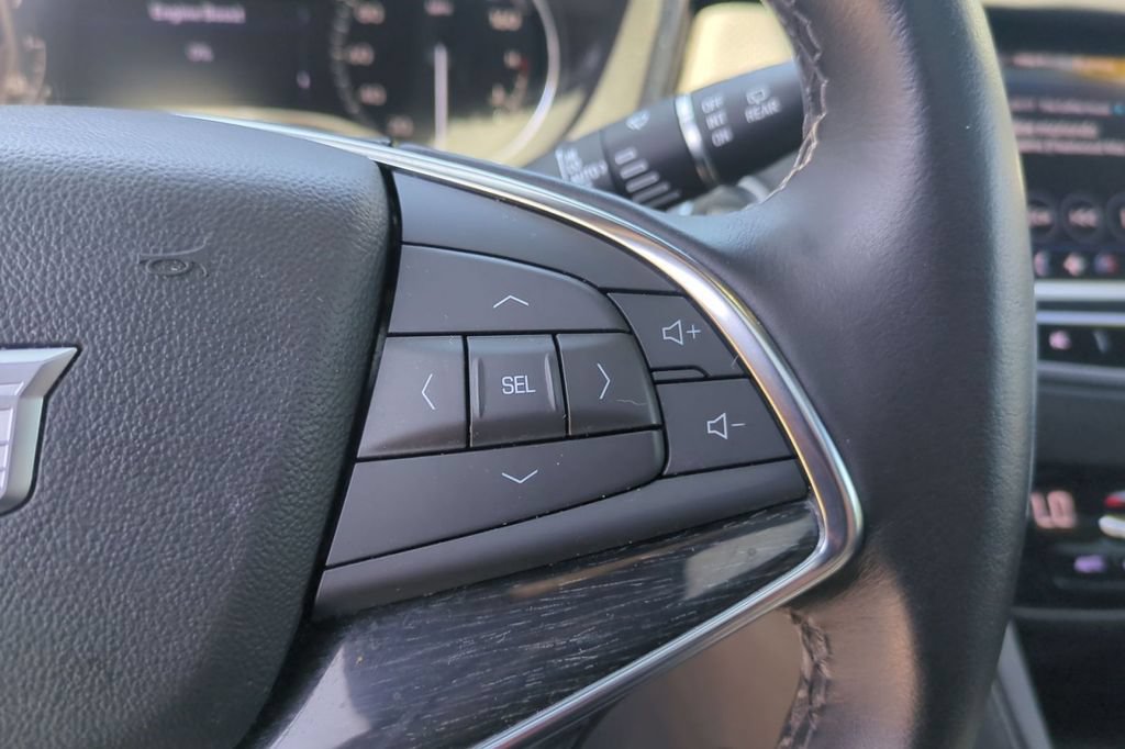 Used 2022 Cadillac XT5 Premium Luxury AWD/4WD image 27