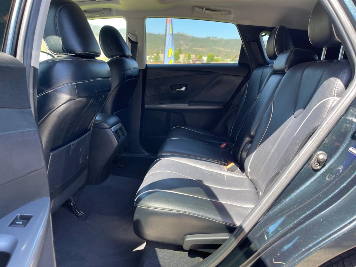 Used 2014 Toyota Venza XLE w/ XLE Premium Package FWD image 21